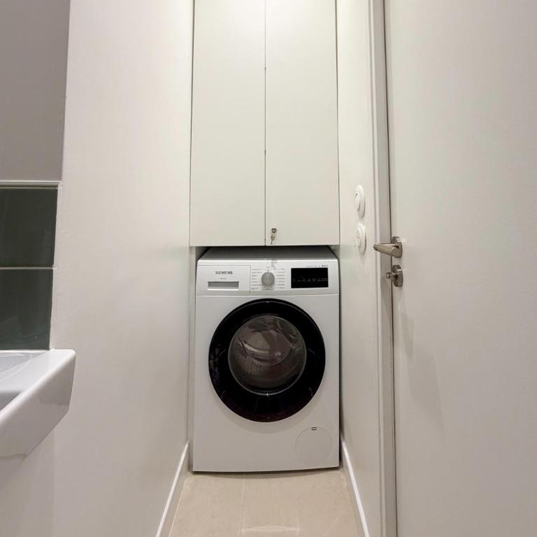 Montmartre Chic Luxury 3BR 8Pax Clim - Appartamento con 3 Camere da Letto - 35