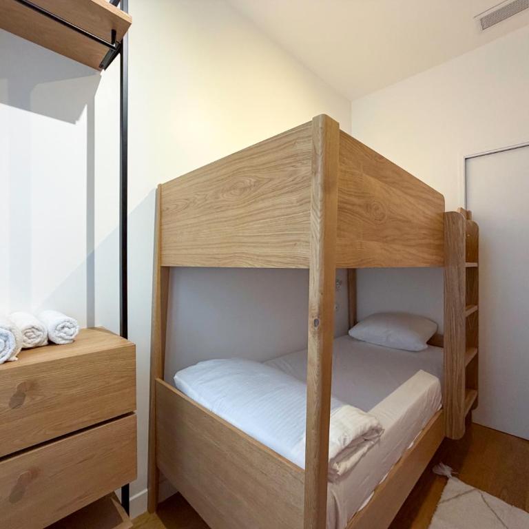 Montmartre Chic Luxury 3BR 8Pax Clim - Appartamento con 3 Camere da Letto - 29