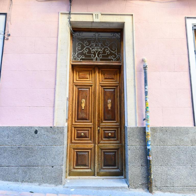 Elegante piso de dos dormitorios en el corazón de Malasaña, Madrid Temporal DFE11SI - Apartamento de 2 dormitorios - 60