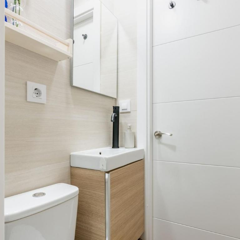 Madrid Tortosa Hub - One-Bedroom Apartment - 13