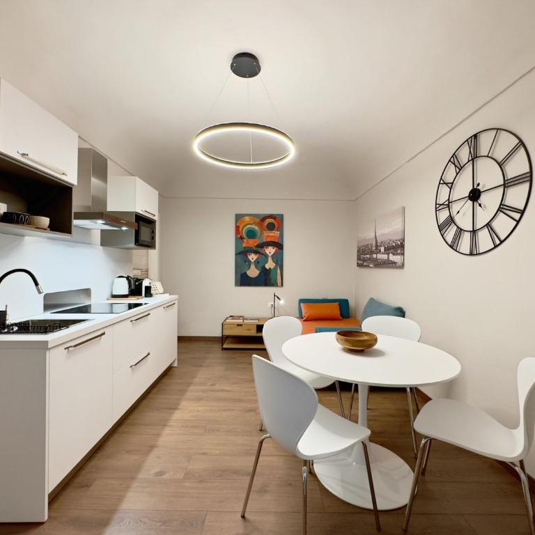Grand Luxury Apartment - Turin Center - Families & Groups - Appartamento con 1 Camera da Letto - 4