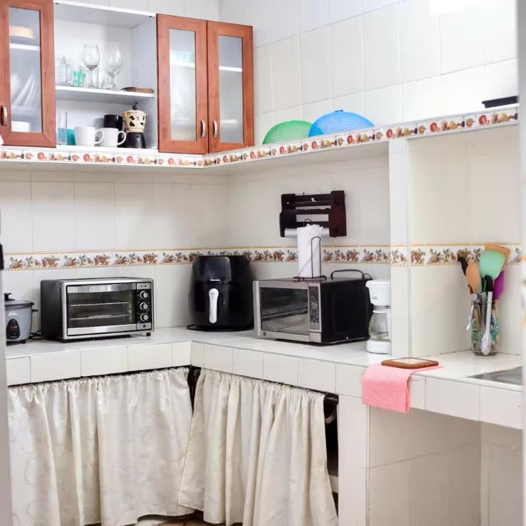 Habitación en San Antonio - Habitación Doble con baño compartido - 5