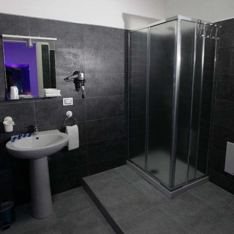 Chiaia Relax - Comfort Triple Room - 18