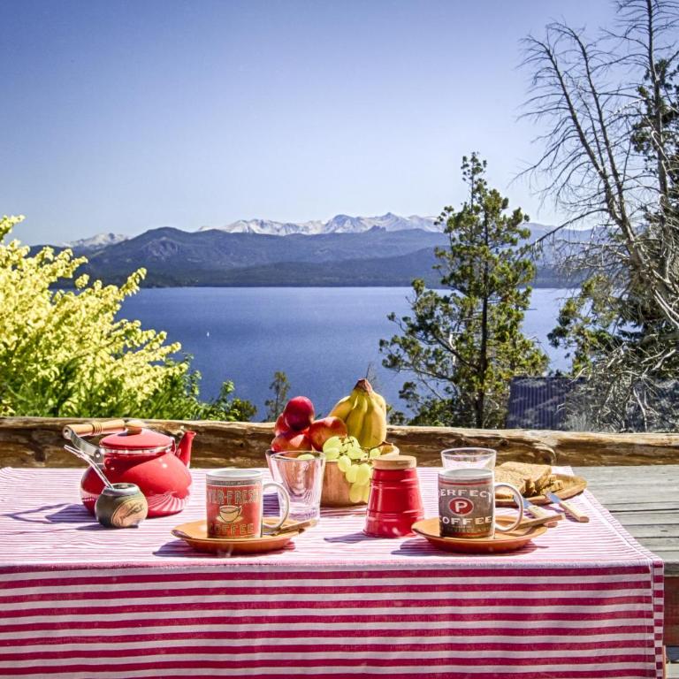 Postales al lago en Bariloche - Casa de 3 dormitorios - 1