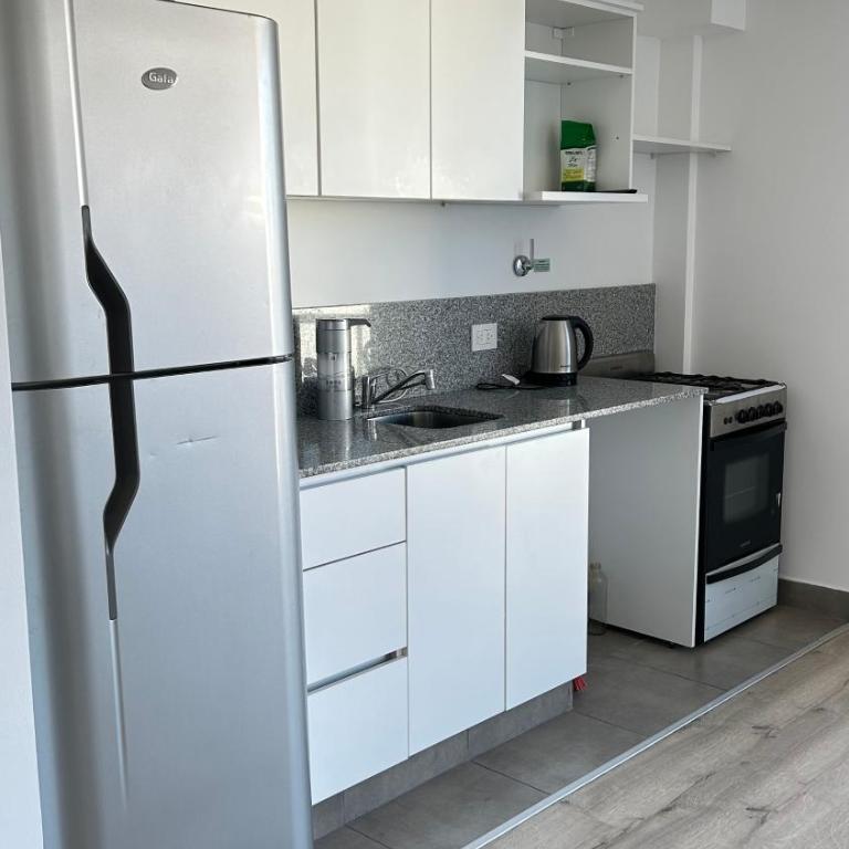 NUEVO !! Hermoso monoambiente de 45mts con balcon y vista abierta - One-Bedroom Apartment - 4