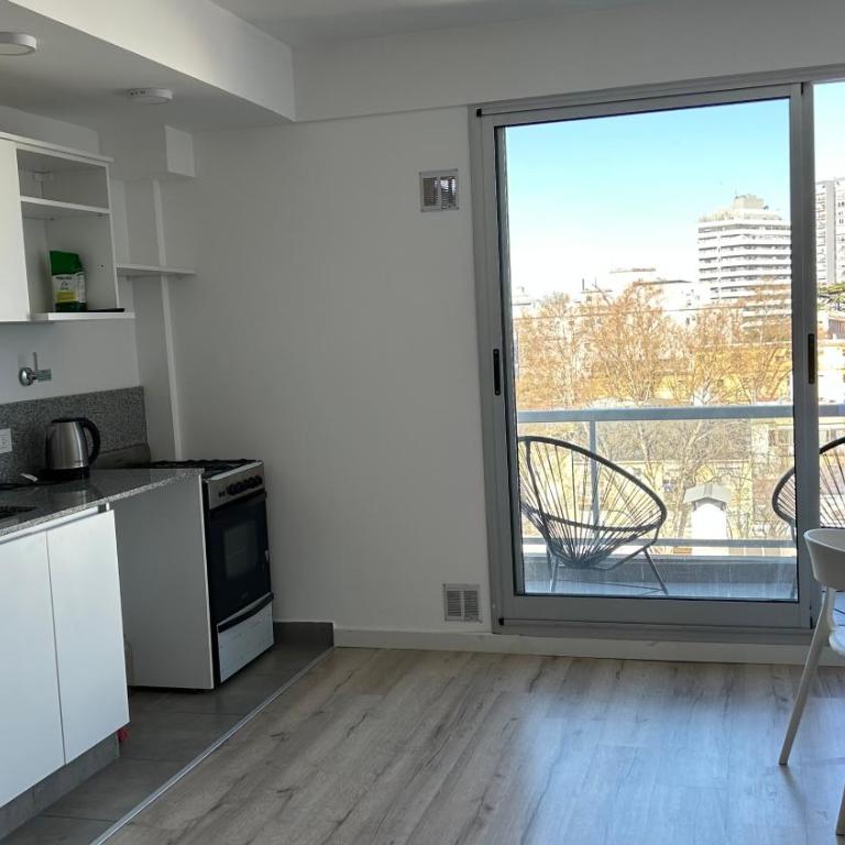 NUEVO !! Hermoso monoambiente de 45mts con balcon y vista abierta - One-Bedroom Apartment - 6