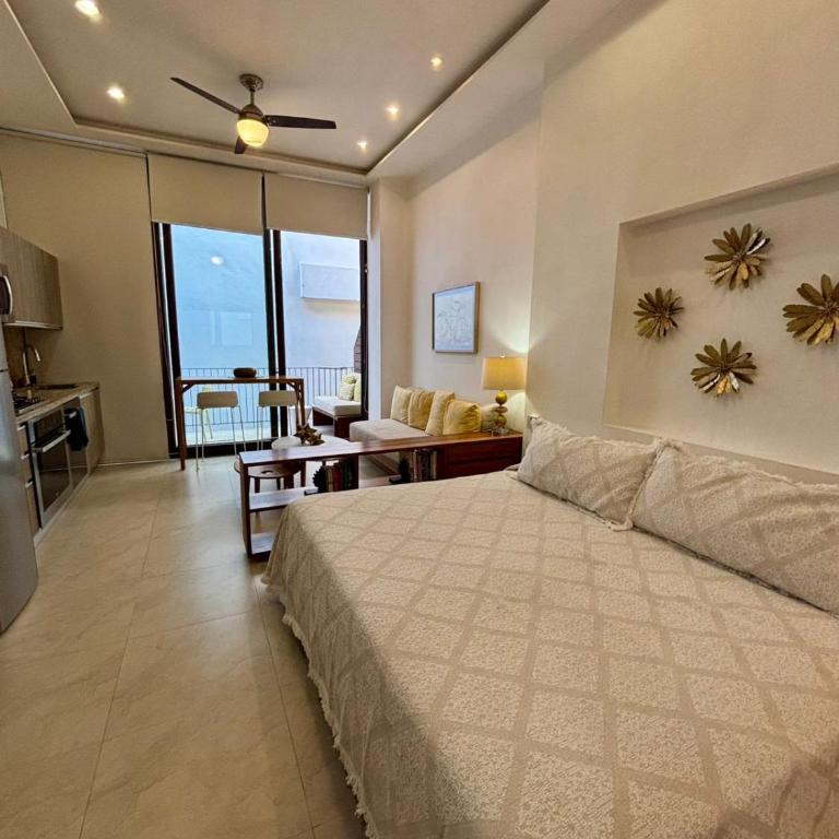 Penthouse Studio 2 blocks from Los Muertos beach - Habitación Doble con balcón - 55