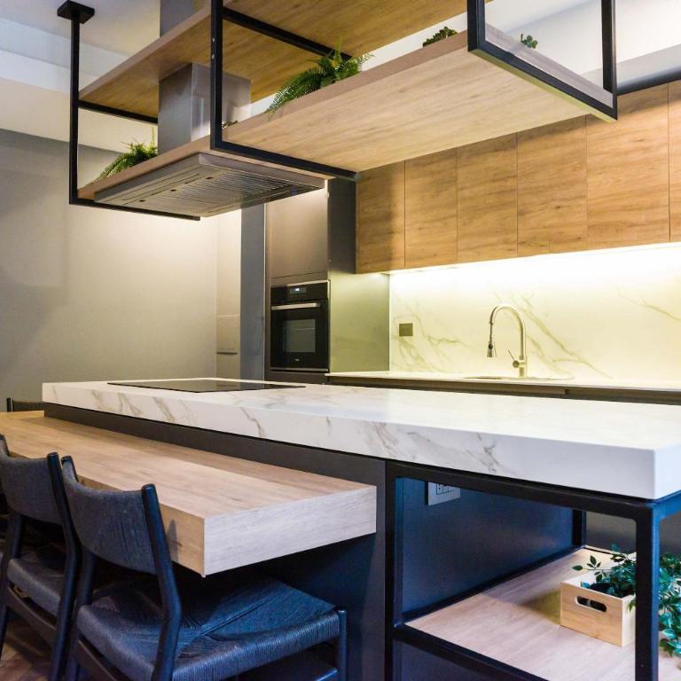 Cozy 2BR Escape for Three in Vibrant Nunoa - Apartment - 69