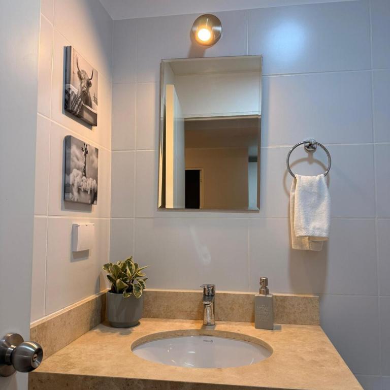 Private cinema & comfort in cultural Barranco - One-Bedroom Apartment - 42