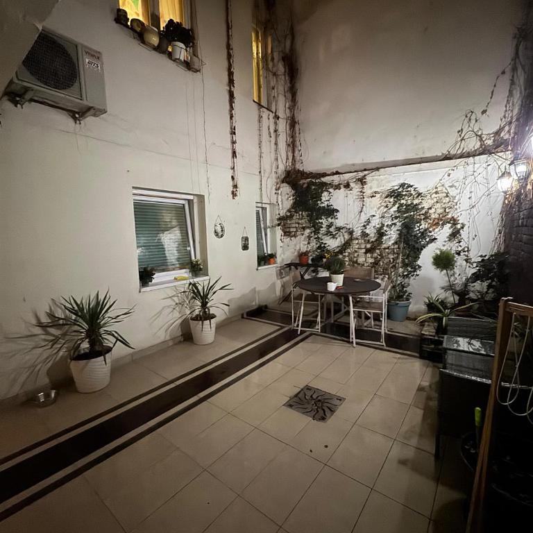 BelgradeCenterVibe - Two-Bedroom Apartment - 2