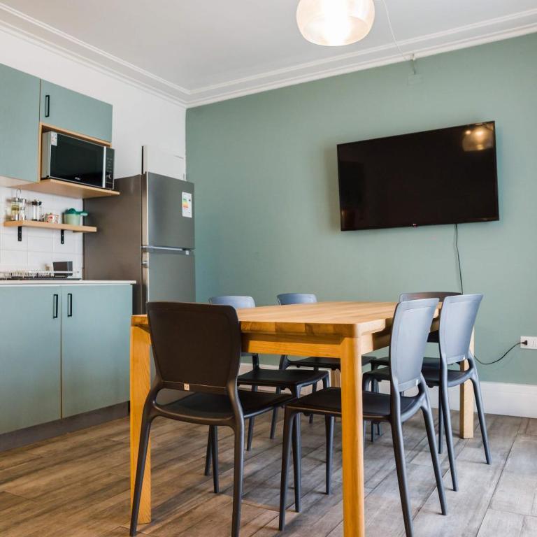 Cozy Apartment on Emilio Vaisse 2BR - Apartment - 25