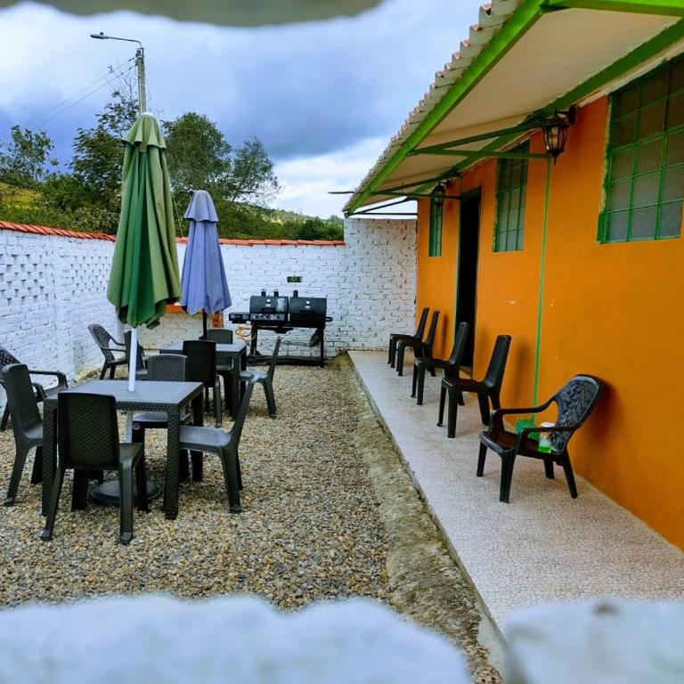 Casa de Campo San Cayetano de los vientos - Casa de 4 dormitorios - 2