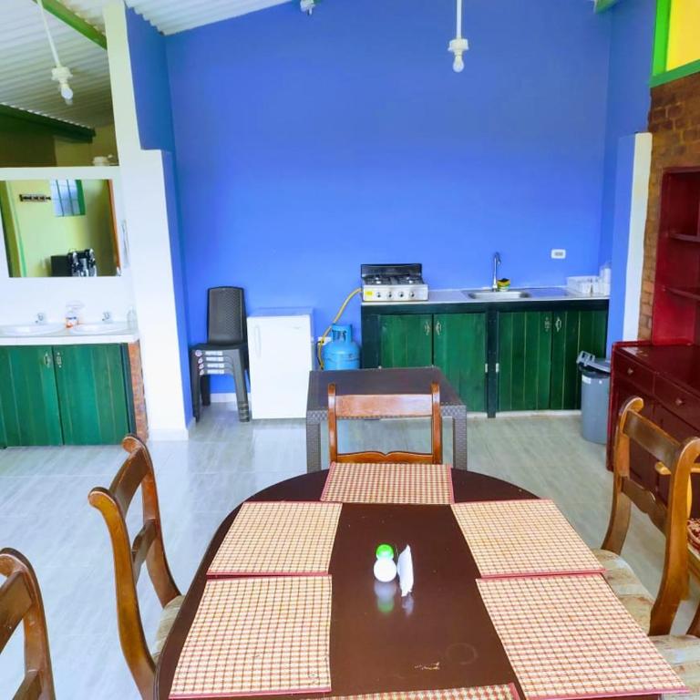 Casa de Campo San Cayetano de los vientos - Casa de 4 dormitorios - 3