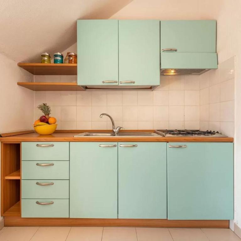 San Teodoro flat steps from the beach - Appartamento - 9