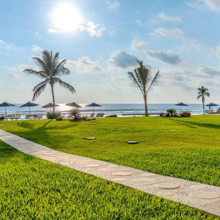 Oceanfront Apartment in Acapulco, 4 Bedrooms - Apartamento con vistas y balcón - 4