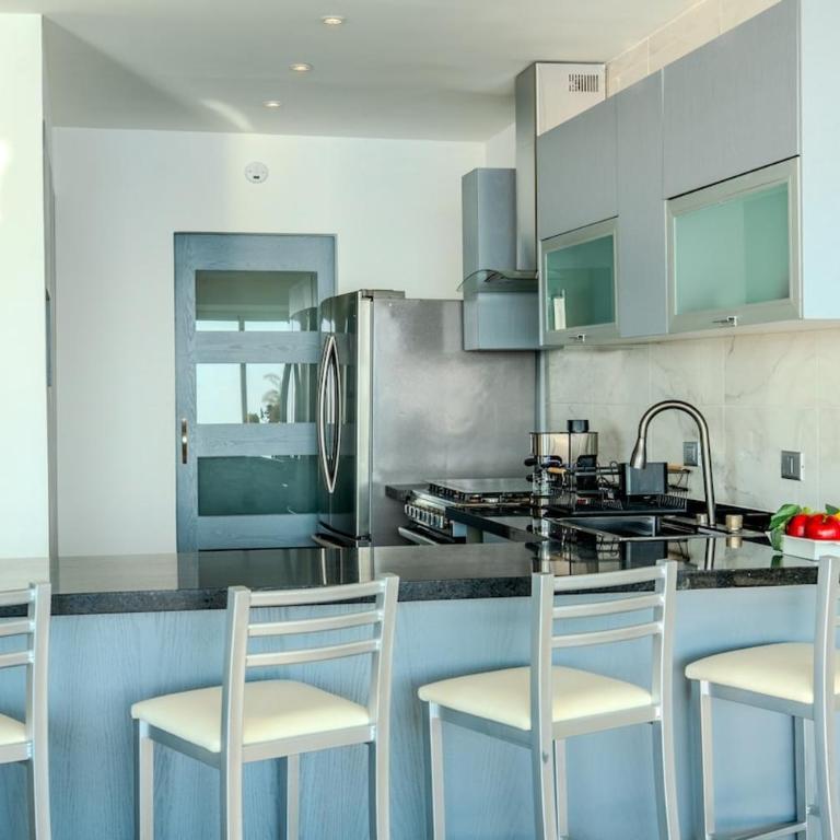 Oceanfront Apartment in Acapulco, 4 Bedrooms - Apartamento con vistas y balcón - 27