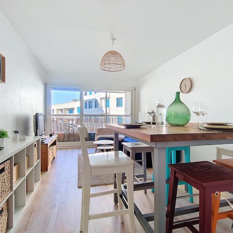 Le Citadin, Centre ville, parking gratuit pour 6p - Appartement 2 Chambres - 12
