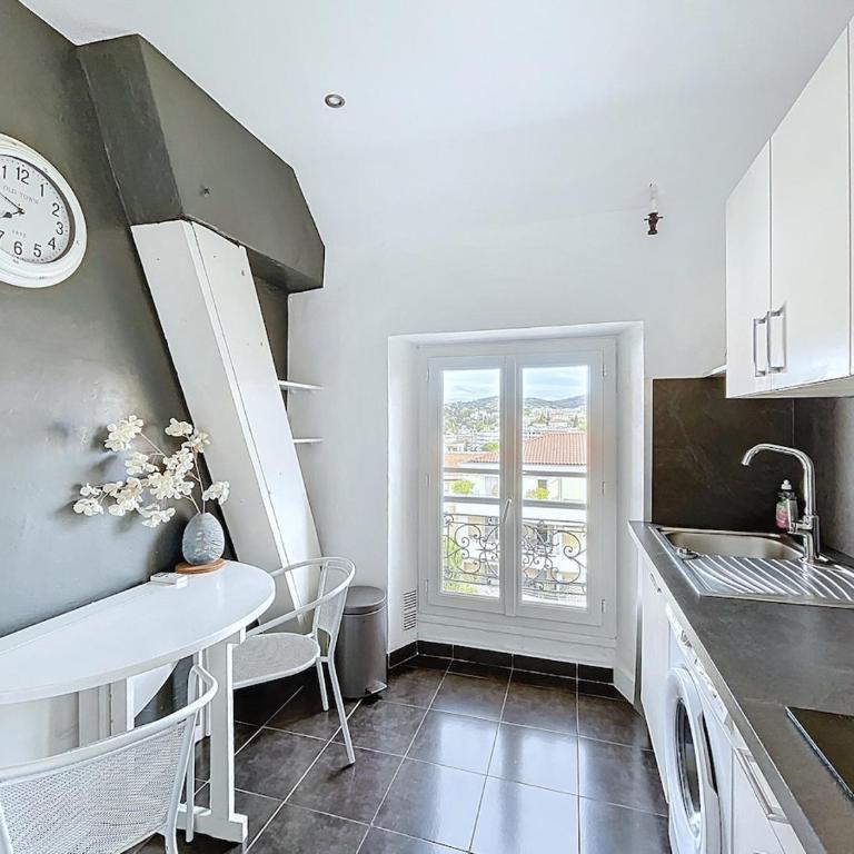 Le Week 5 min Palais 3 bedrooms WIFI - Appartement 3 Chambres - 4