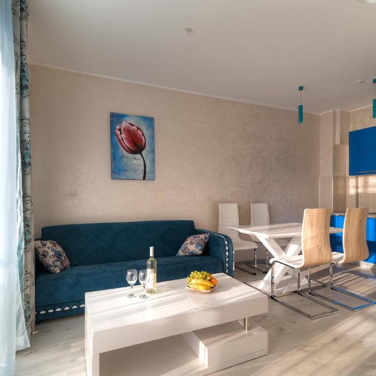 Apartments Location by Chabad House - Deluxe One-Bedroom Apartment with Harbor View - 12