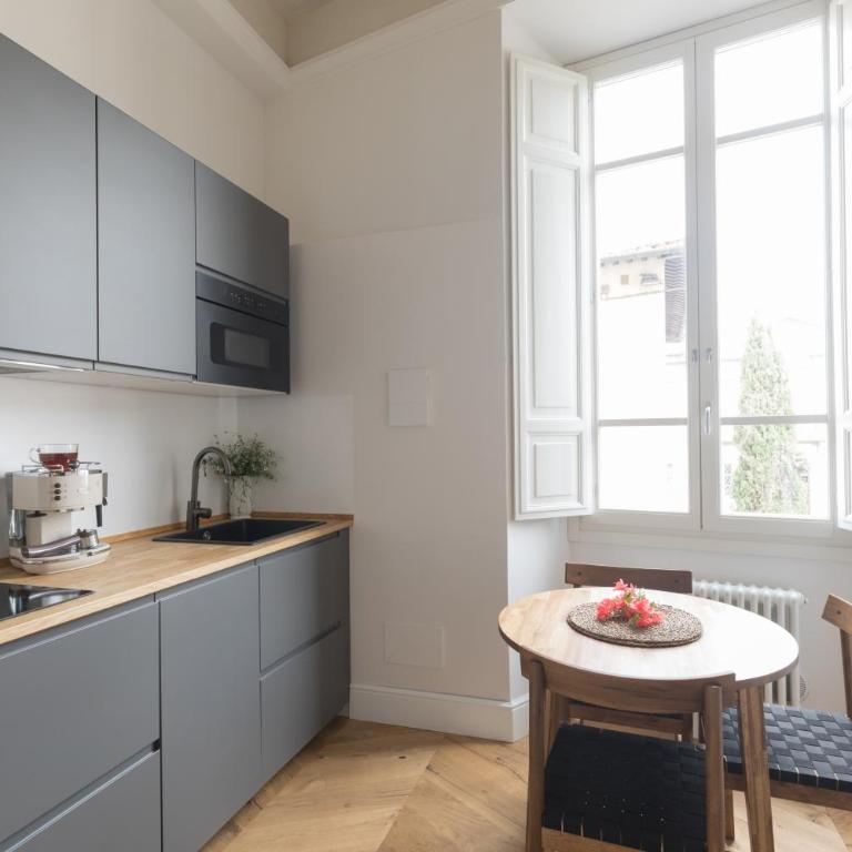 Next stop, Florence - One-Bedroom Apartment - 23