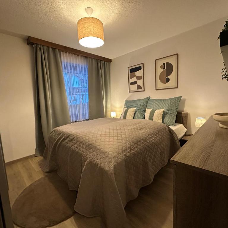 Haus Silence - Berge & Sonne im Saastal Ski Wandern Familie Haustiere - Apartment mit 1 Schlafzimmer - 2