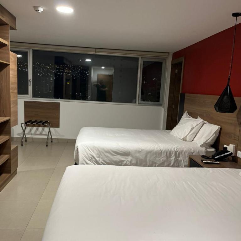 The Place Hotel - Habitación con cama grande - 1