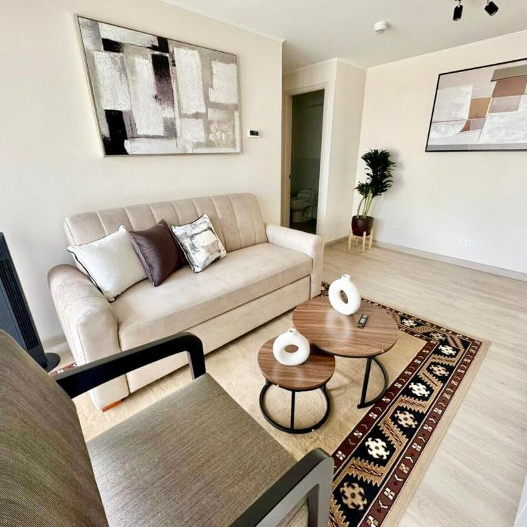 Apartment in the center of Miraflores Larco - Two-Bedroom Apartment with View - 11