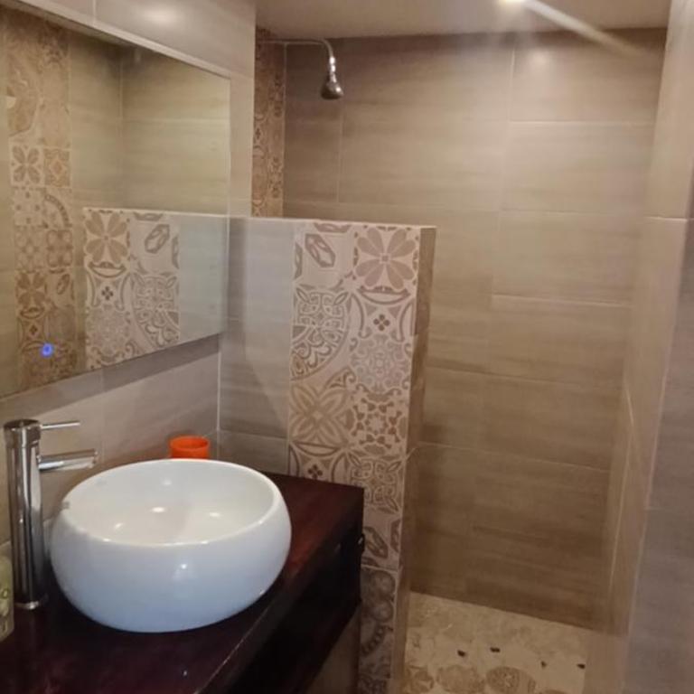 Lindo apartamento a pocos metros de la playa - Two-Bedroom Apartment - 14