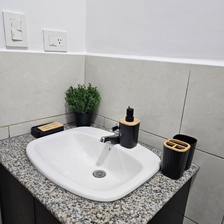 La Martina Suites Wifi Parking & Aire Acondicionado - Two-Bedroom Apartment - 73
