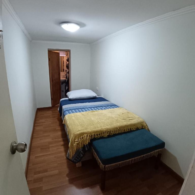 Hostal poetas de Cartagena - Single Room with Private Bathroom - 2