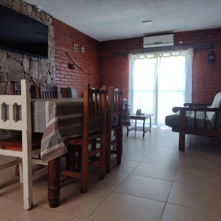 Casa Familiar cerca del Río - Casa de 2 dormitorios - 9