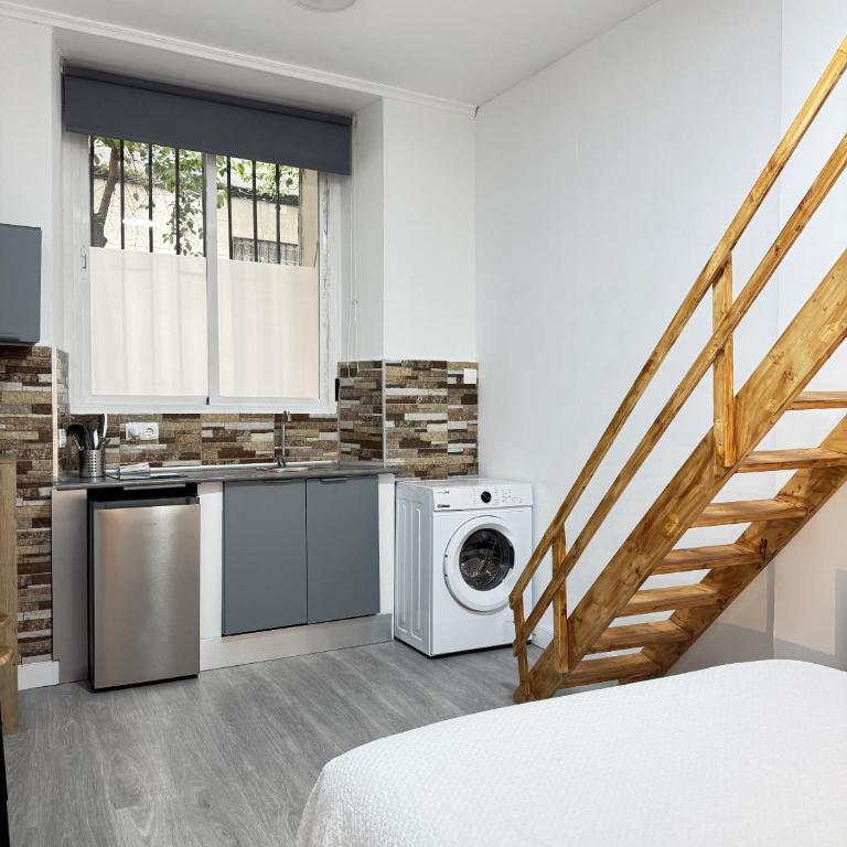 Apartamentos Day Madrid MALASAÑA I - Studio - Split Level - 17
