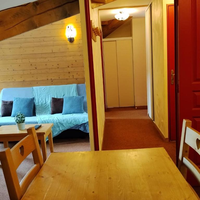 Le Cocon - Appartement 1 Chambre avec Balcon et Vue sur les Montagnes - 25