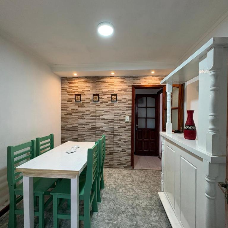 Departamento de 2 Dormitorios en Necochea - Two-Bedroom Apartment - 4