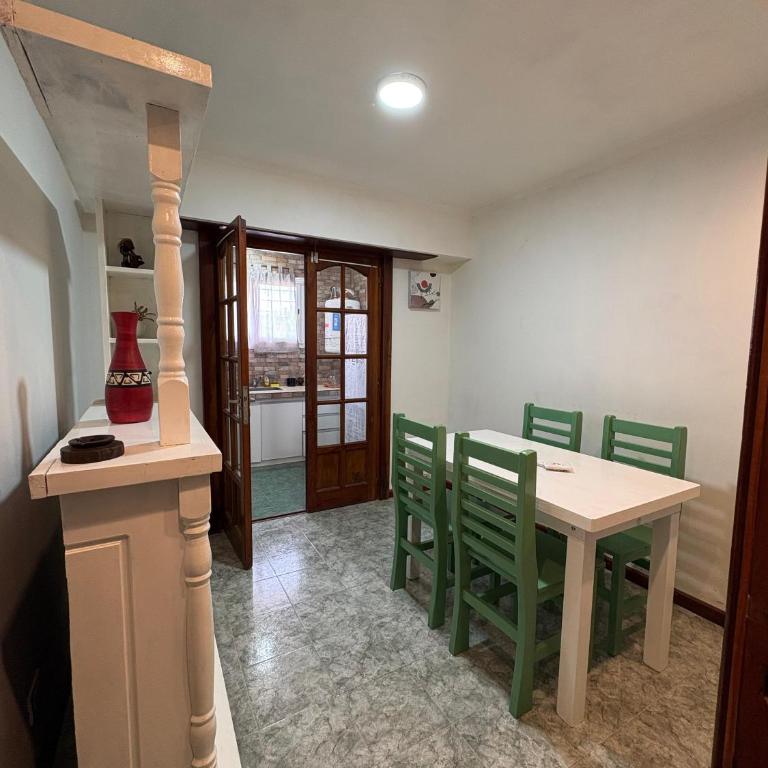 Departamento de 2 Dormitorios en Necochea - Two-Bedroom Apartment - 9