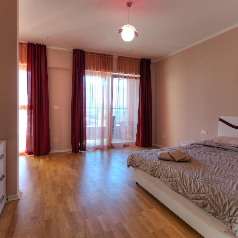 Apartments Location by Chabad House - Apartment - Split Level - 25