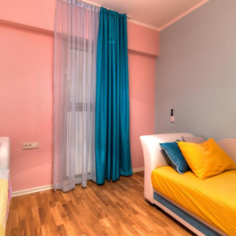 Apartments Location by Chabad House - Apartment - Split Level - 15