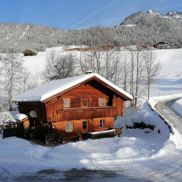 Wörglerhof's Hüttenapartments mit Kachelofen Farm Stay - Apartment mit 2 Schlafzimmern und Bergblick - 4