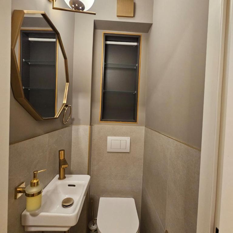Grand Atelier Old Town Boutique Luxury - Two-Bedroom Deluxe Apartment with Balcony - 31