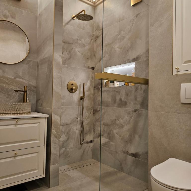 Grand Atelier Old Town Boutique Luxury - Two-Bedroom Deluxe Apartment with Balcony - 39