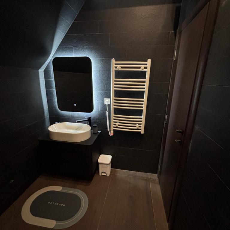 Rustic Authentic Zabljak - Two-Bedroom House - 13