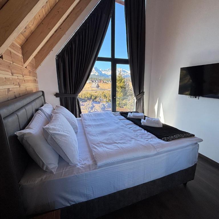 Rustic Authentic Zabljak - Two-Bedroom House - 4
