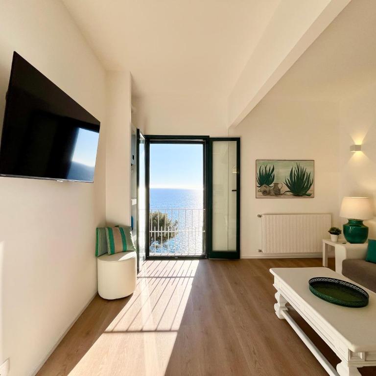 Mimosa Seafront Apartment - Free parking Wi-Fi - Apartamento de 1 dormitorio - 6
