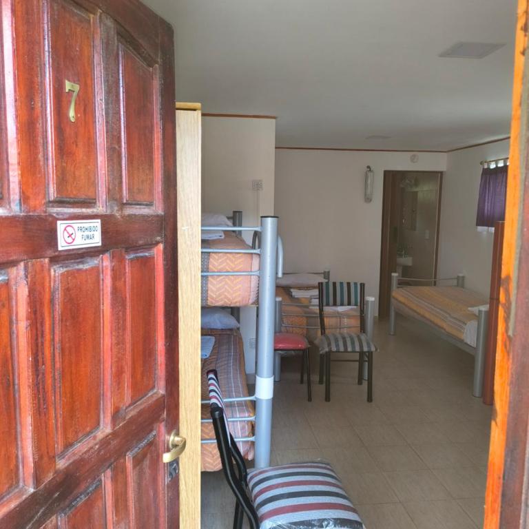 Milenarios Hostel - Cama Individual en dormitorio compartido de 6 camas - 4