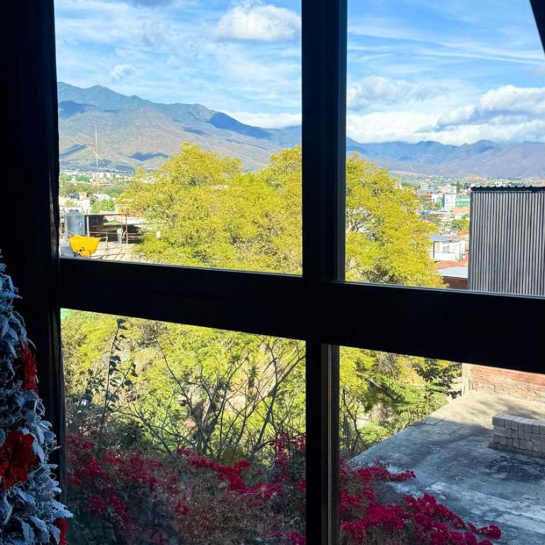 Upscale 2BR 2BA Apt w incredible Mountain Views - Apartamento de 2 dormitorios - 42