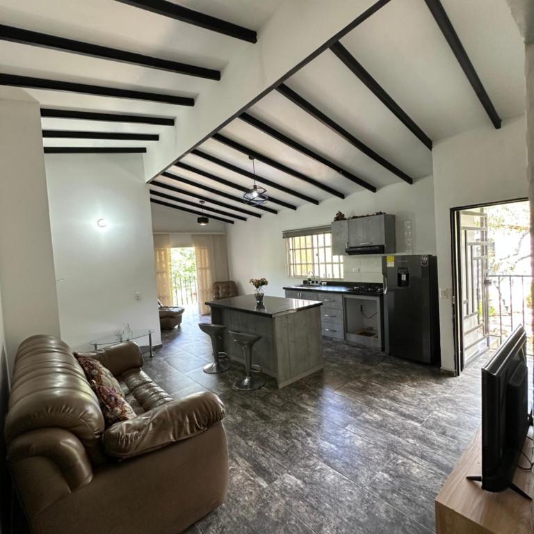 Casa Campestre acogedora y con aventura al alcance - Casa - 10