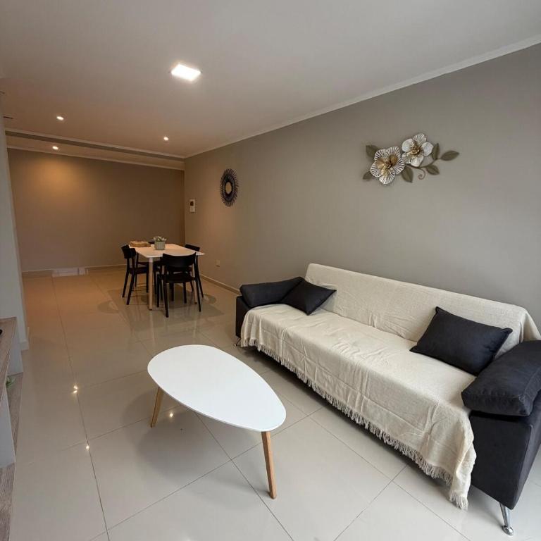 Alarif Piso 8 E - One-Bedroom Apartment - 14