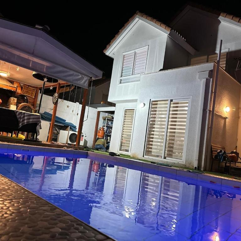 Casa con piscina en privilegiado sector de peñuelas, cercano a la playa peñuelas - One-Bedroom House - 1