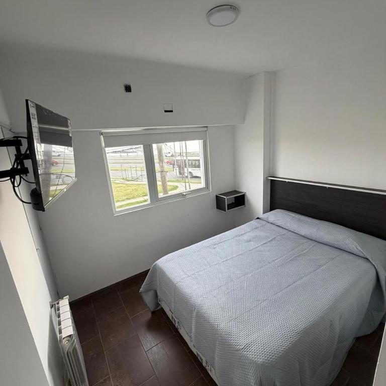 Hotel&Vermú AREIA a metros del mar - Habitación con cama grande y vistas al mar - 1