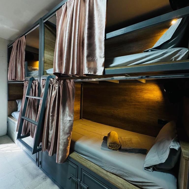 Leveli Coliving & Hostel Oaxaca - Single Bed in Female Dormitory Room - 3